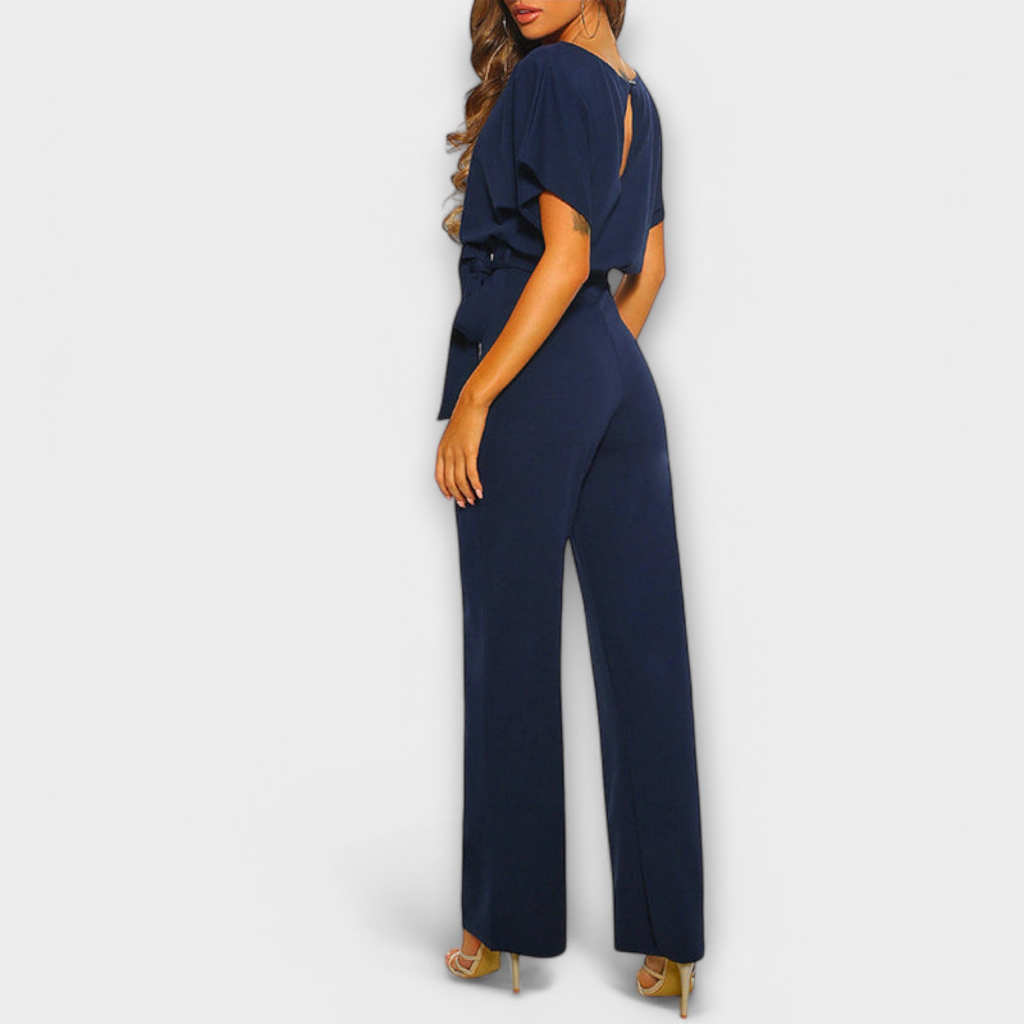 Elegante en eenvoudige jumpsuit