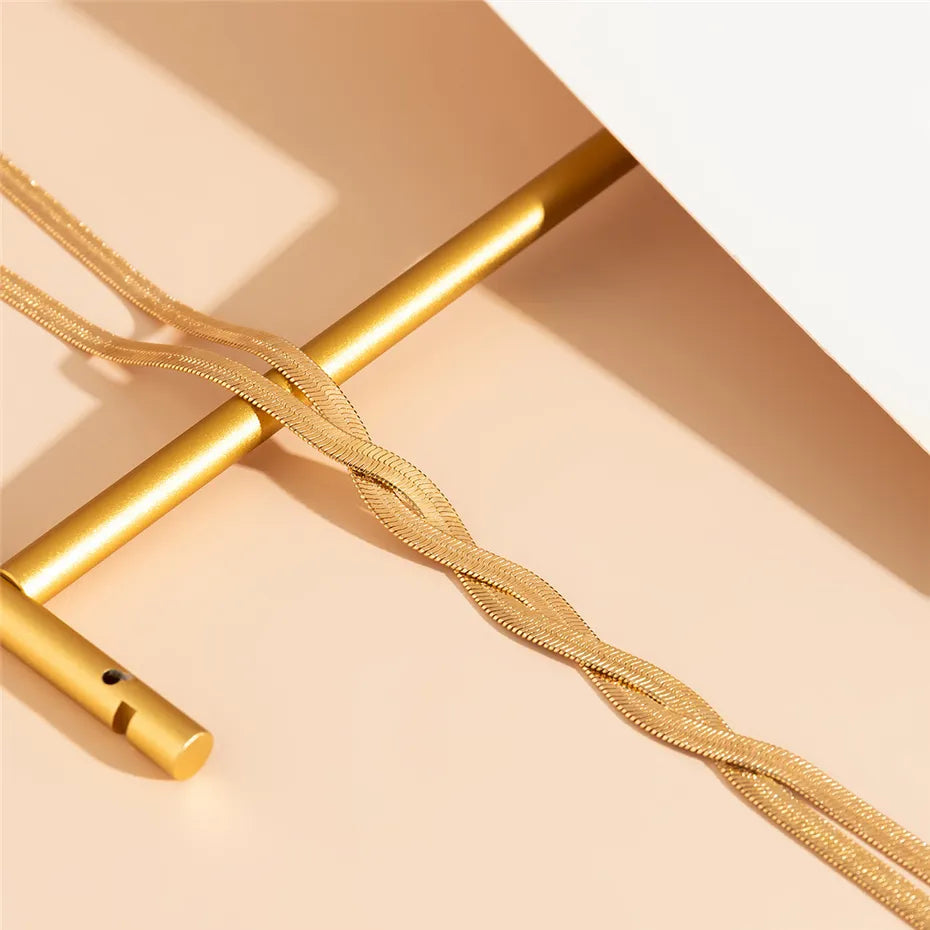 Elegante lange ketting met verstelbaar slangenontwerp